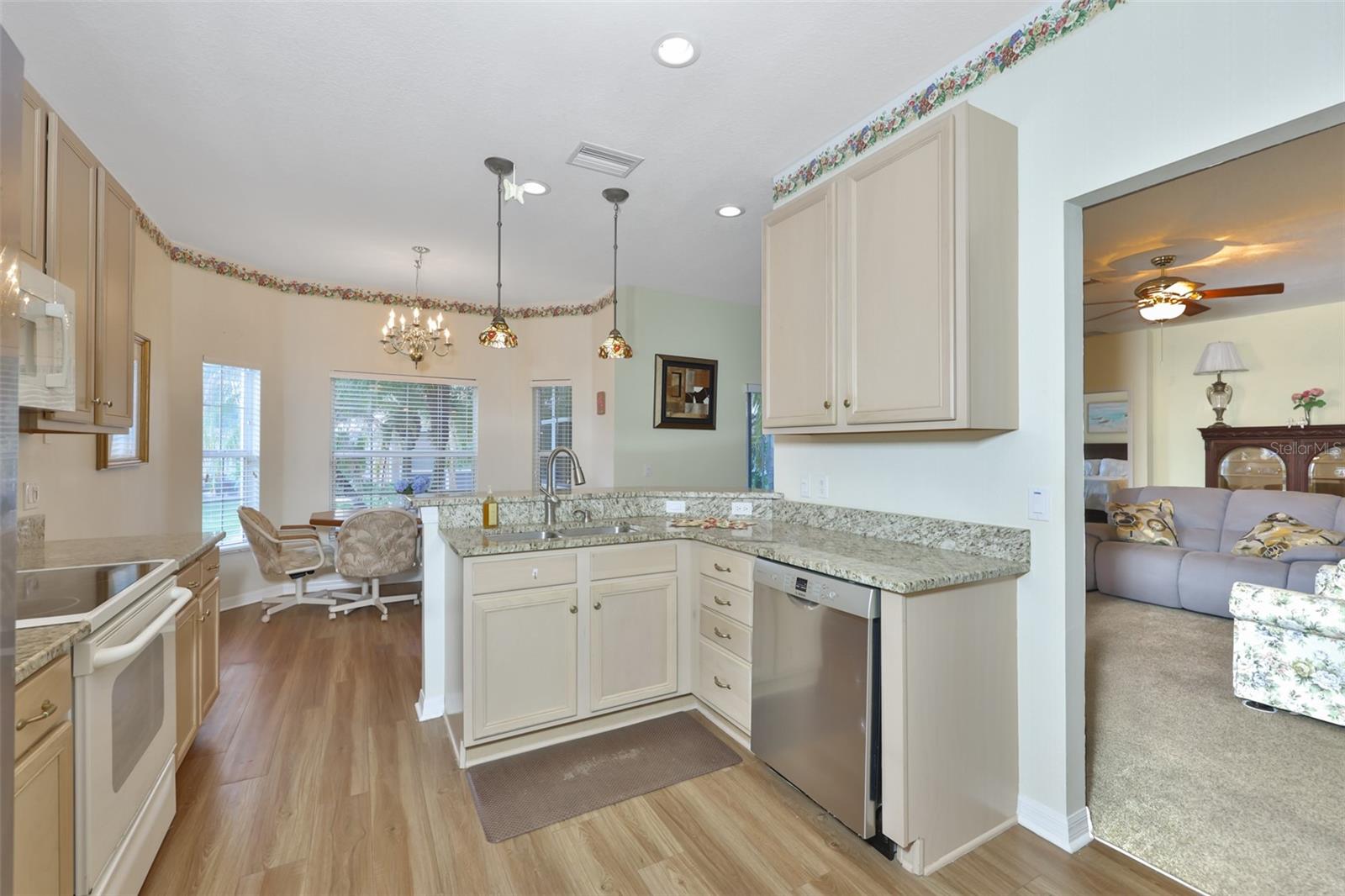 Image 10 of 48 For 4465 Strathmore Drive