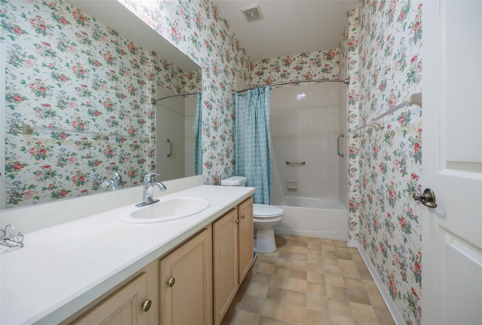 Image 16 of 48 For 4465 Strathmore Drive