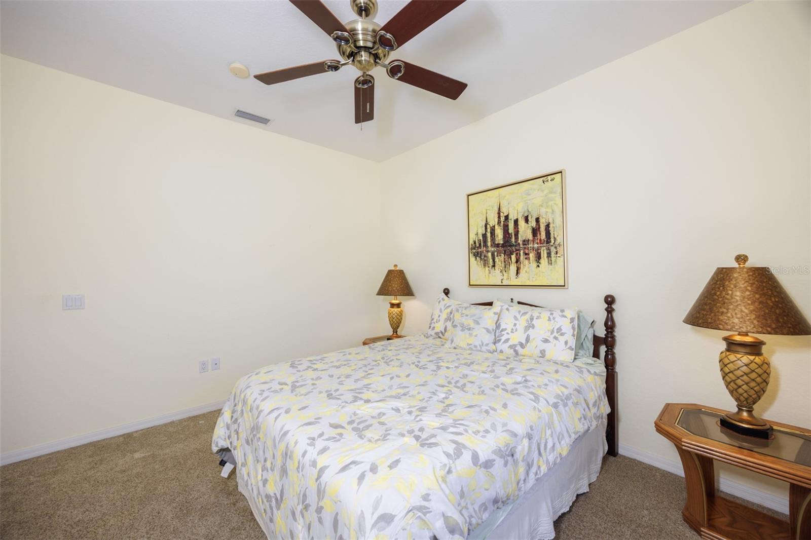 Image 18 of 48 For 4465 Strathmore Drive