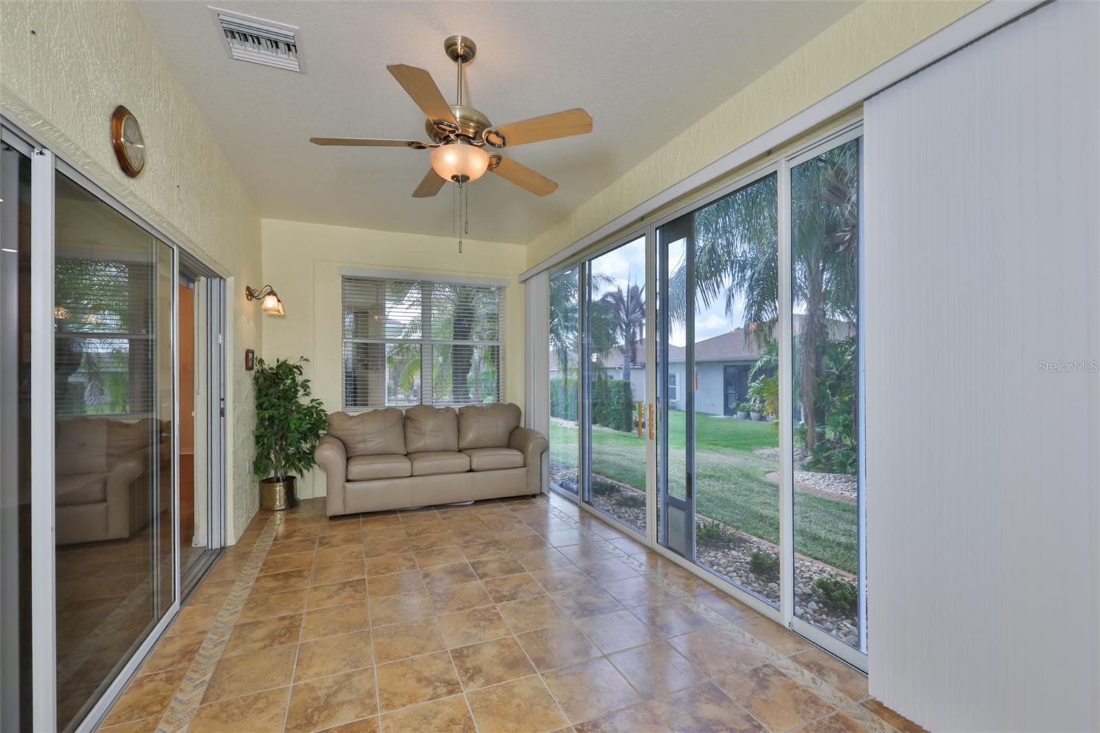 Image 28 of 48 For 4465 Strathmore Drive