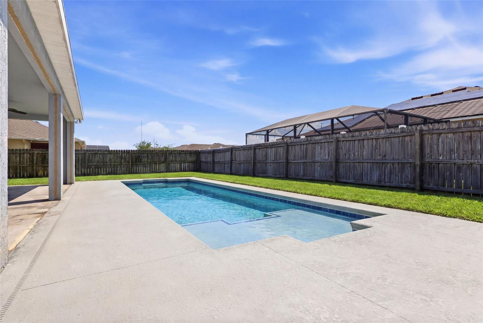 Image 20 of 39 For 3356 Slate Street