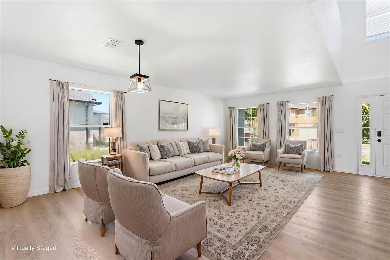 Image 7 of 39 For 3356 Slate Street