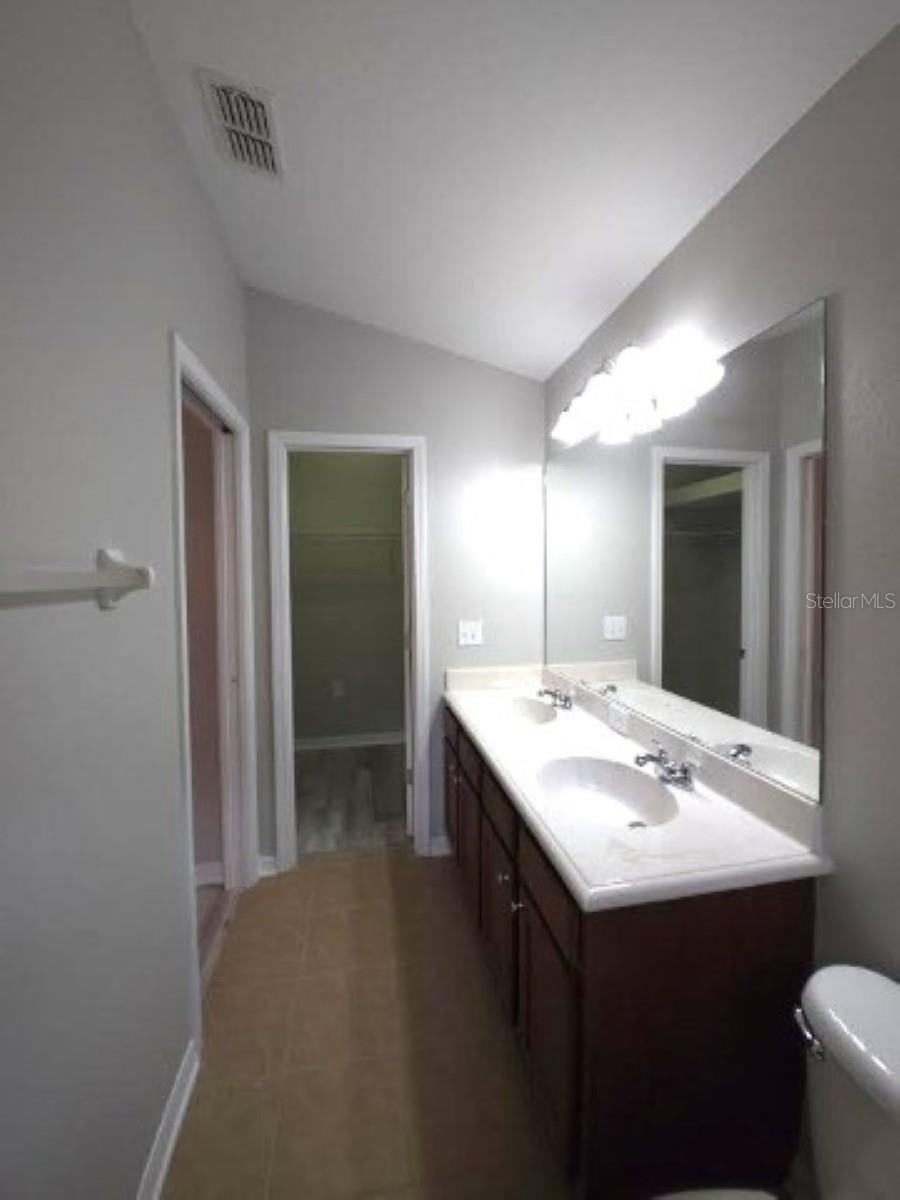 Image 11 of 17 For 9734 Highland Ridge Drive
