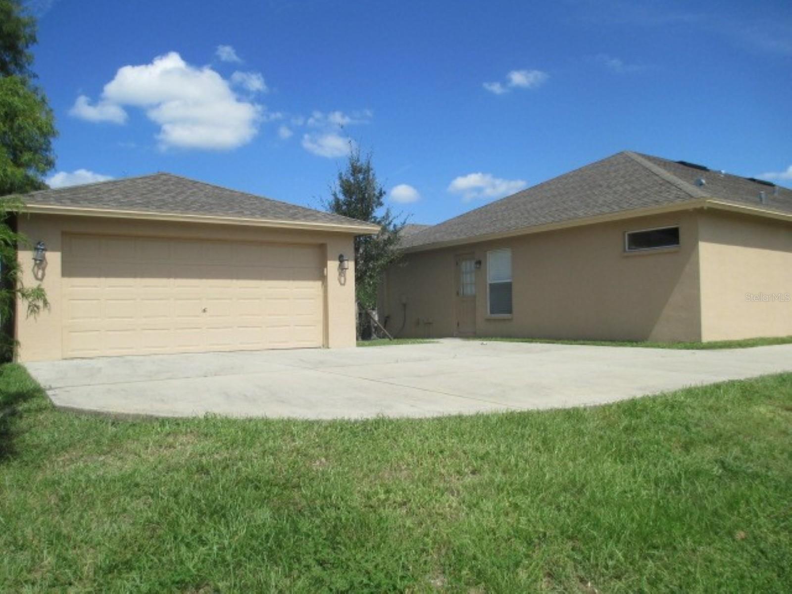 Image 16 of 17 For 9734 Highland Ridge Drive