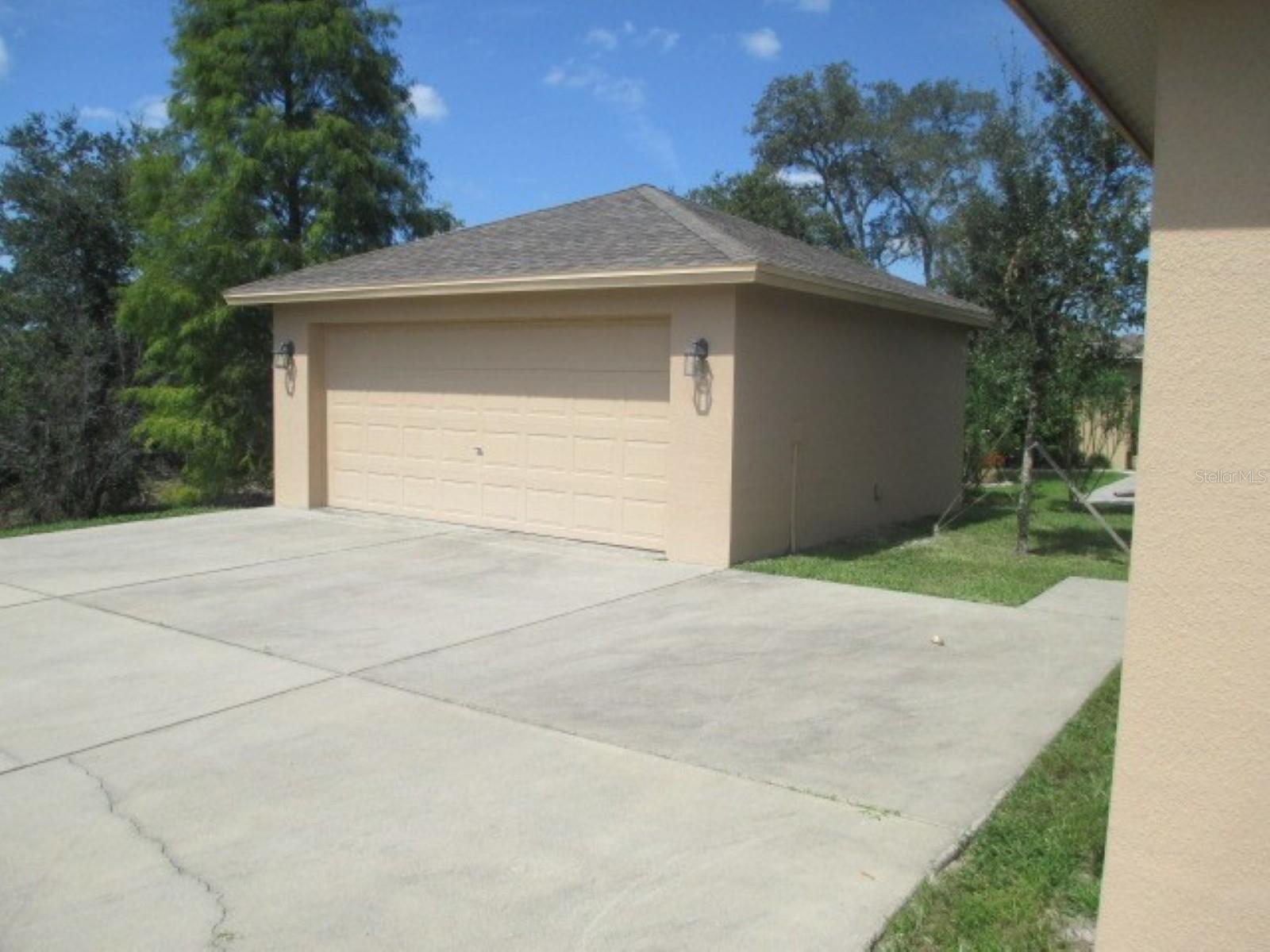 Image 17 of 17 For 9734 Highland Ridge Drive