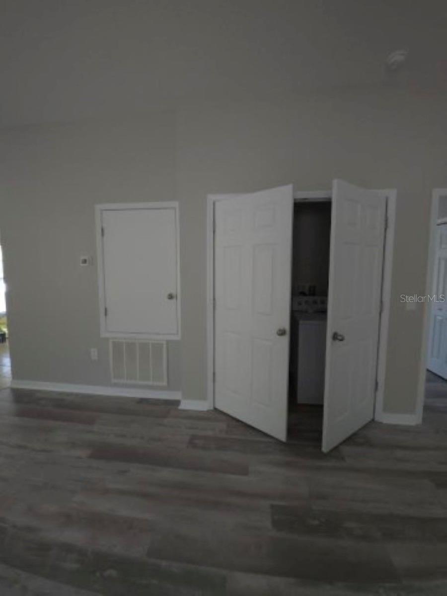 Image 7 of 17 For 9734 Highland Ridge Drive