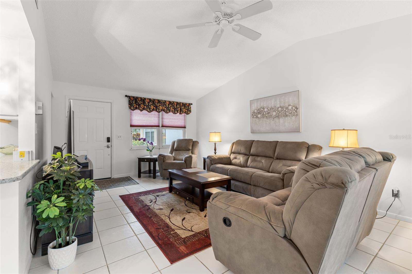 Image 4 of 25 For 3143 37th Lane S B