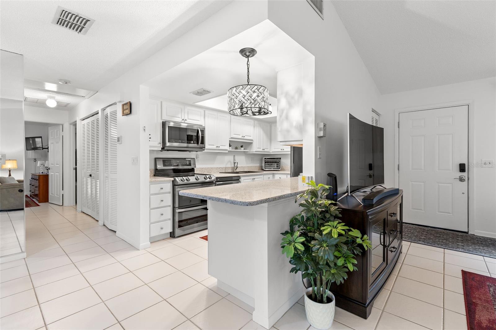 Image 7 of 25 For 3143 37th Lane S B