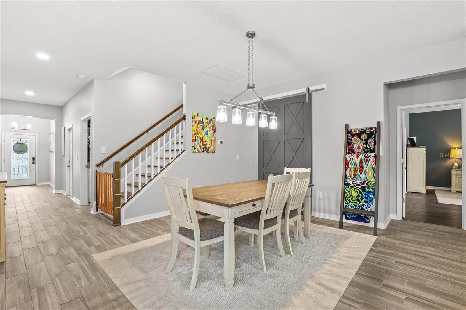 Listing photo id 12 for 18090 Romanesque Court