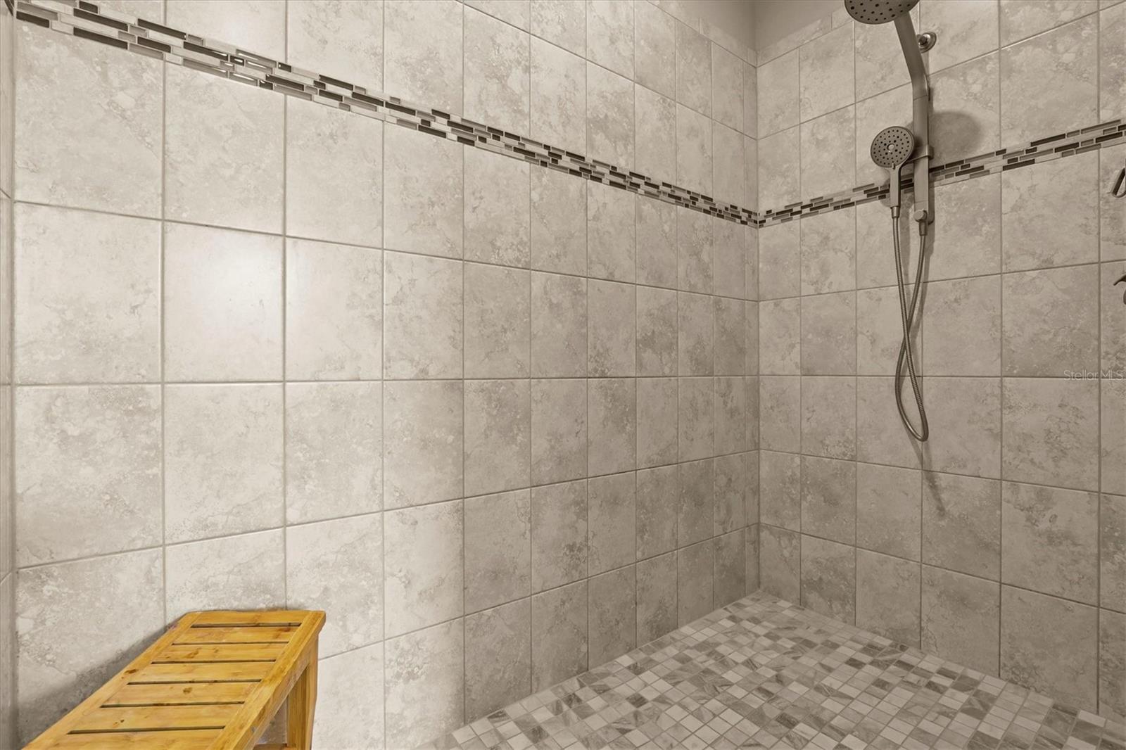 Listing photo id 30 for 18090 Romanesque Court
