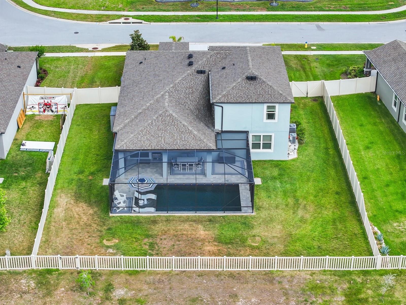 Listing photo id 60 for 18090 Romanesque Court