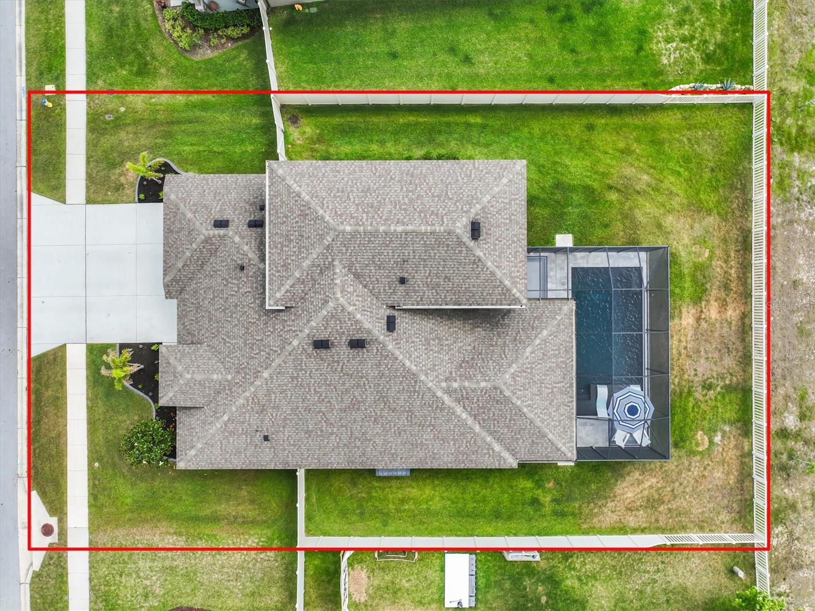 Listing photo id 61 for 18090 Romanesque Court