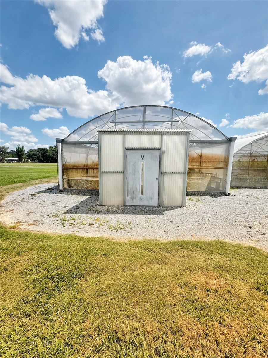 Listing photo id 20 for 612 Morgan Road