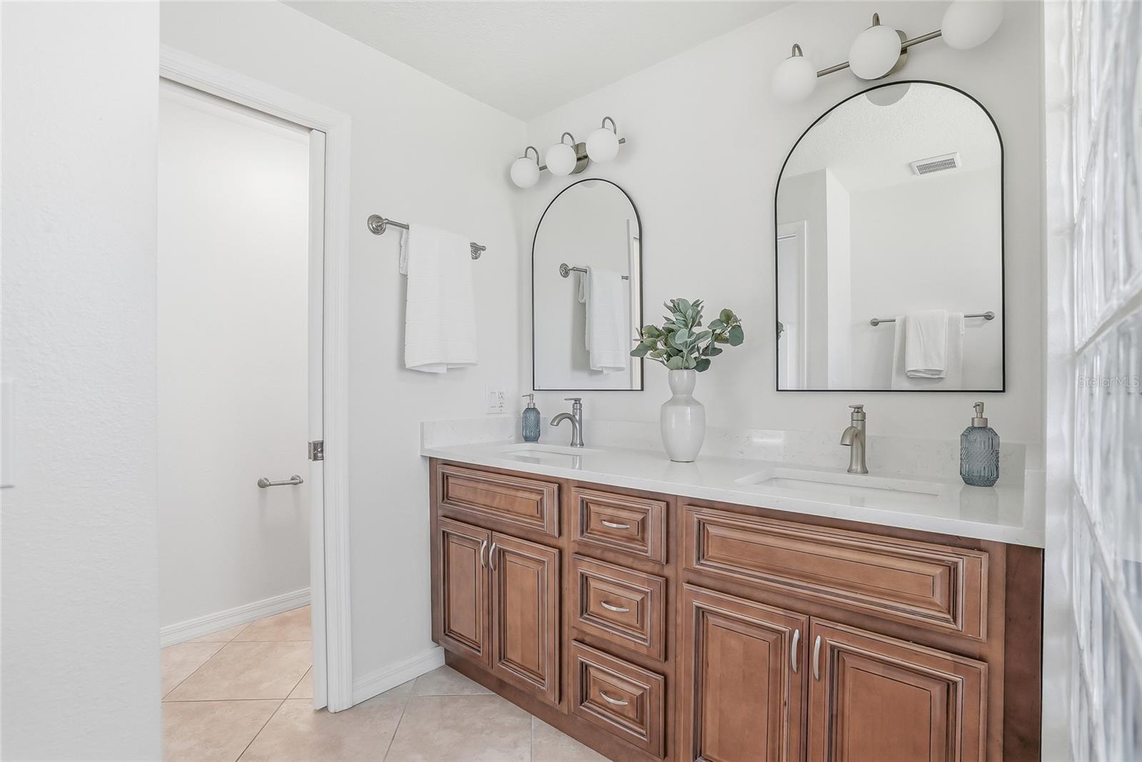 Image 31 of 46 For 6119 55th Avenue Circle E