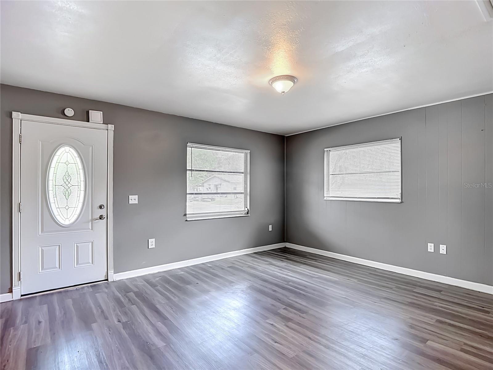 Image 12 of 49 For 6155 9th Street