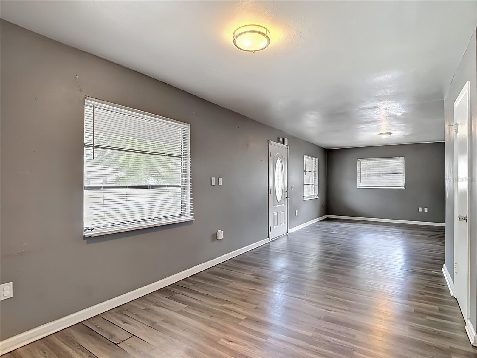 Image 19 of 49 For 6155 9th Street