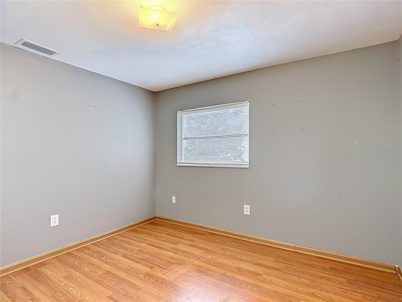 Image 22 of 49 For 6155 9th Street