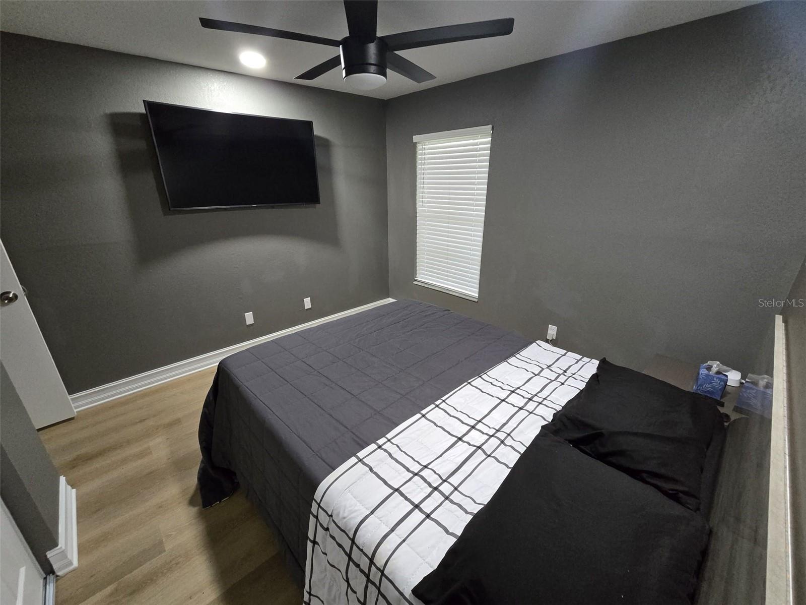 Image 2 of 17 For 4032 Tumble Wood Trail 103