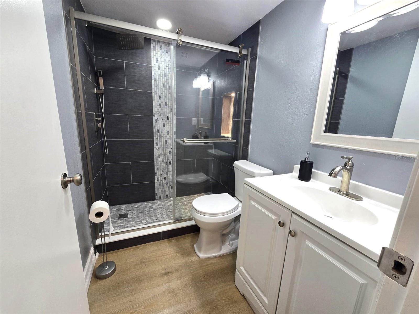 Image 3 of 17 For 4032 Tumble Wood Trail 103