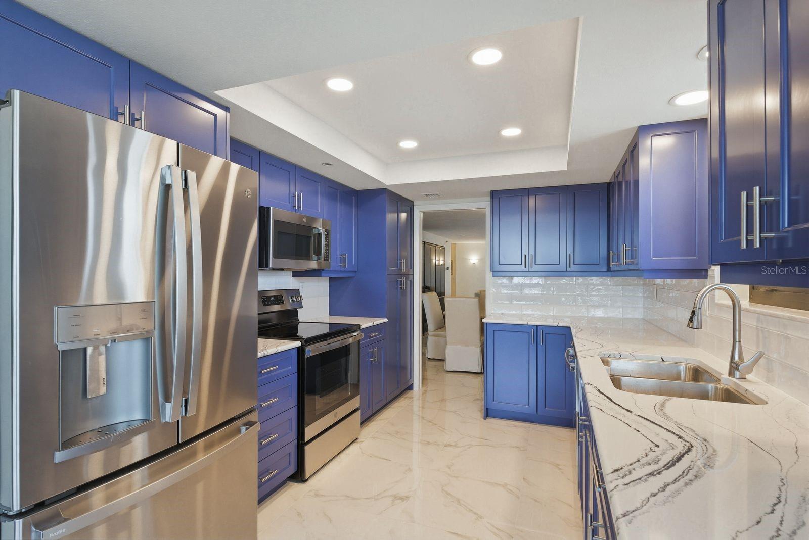 Listing photo id 8 for 1600 Gulf Boulevard 817