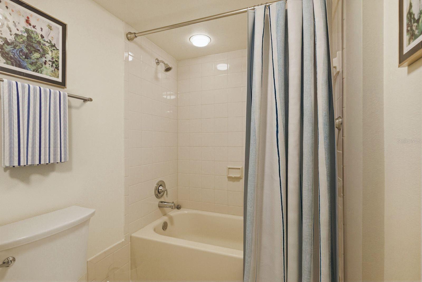 Listing photo id 22 for 1600 Gulf Boulevard 817