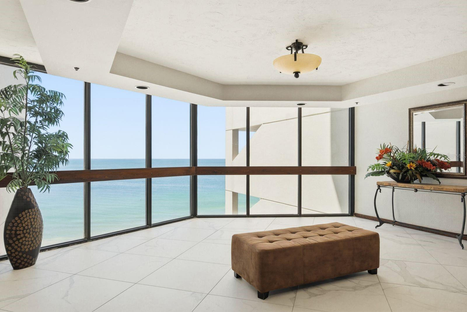 Listing photo id 29 for 1600 Gulf Boulevard 817