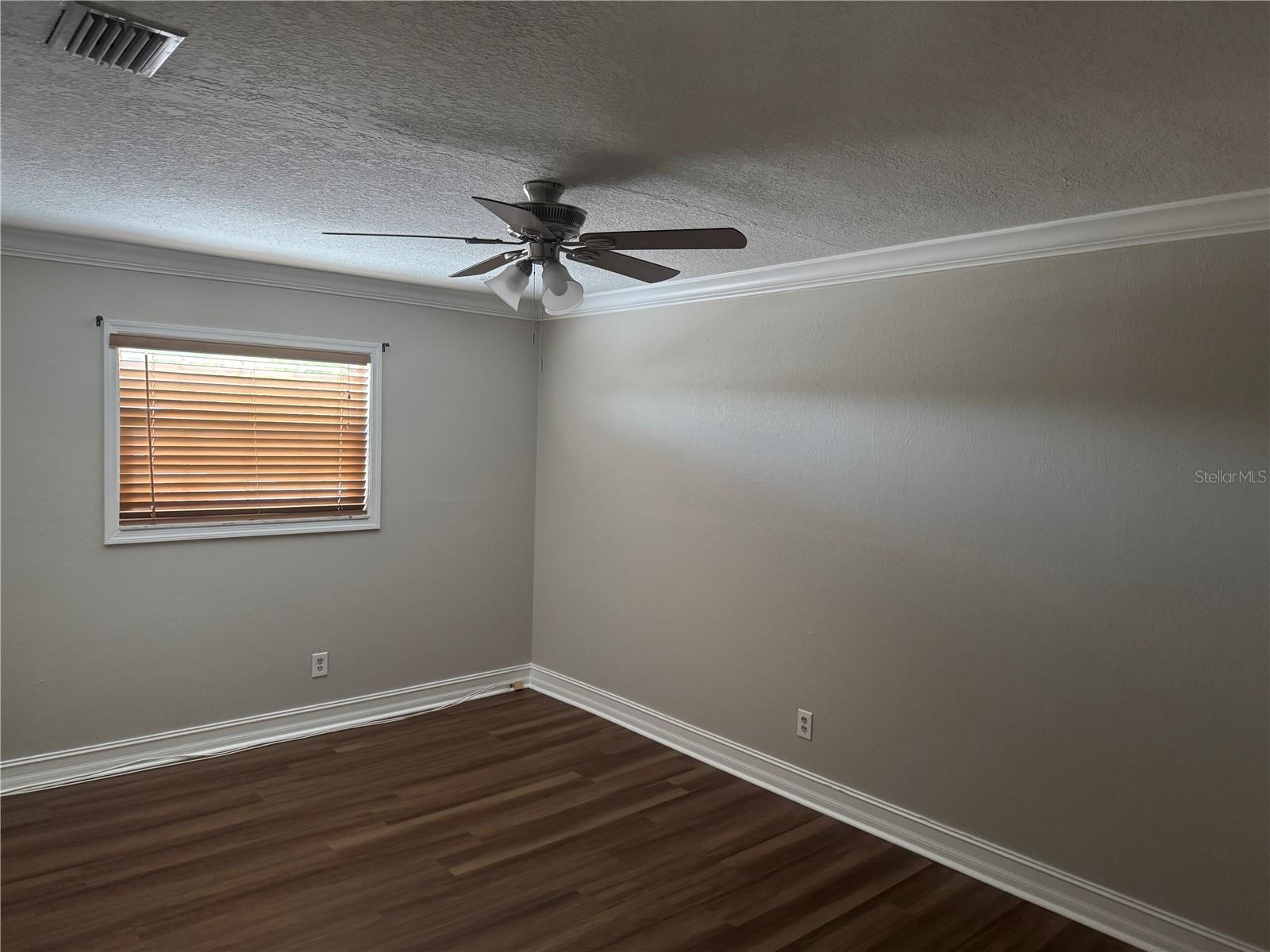 Image 11 of 13 For 8601 Rue Chateau Drive