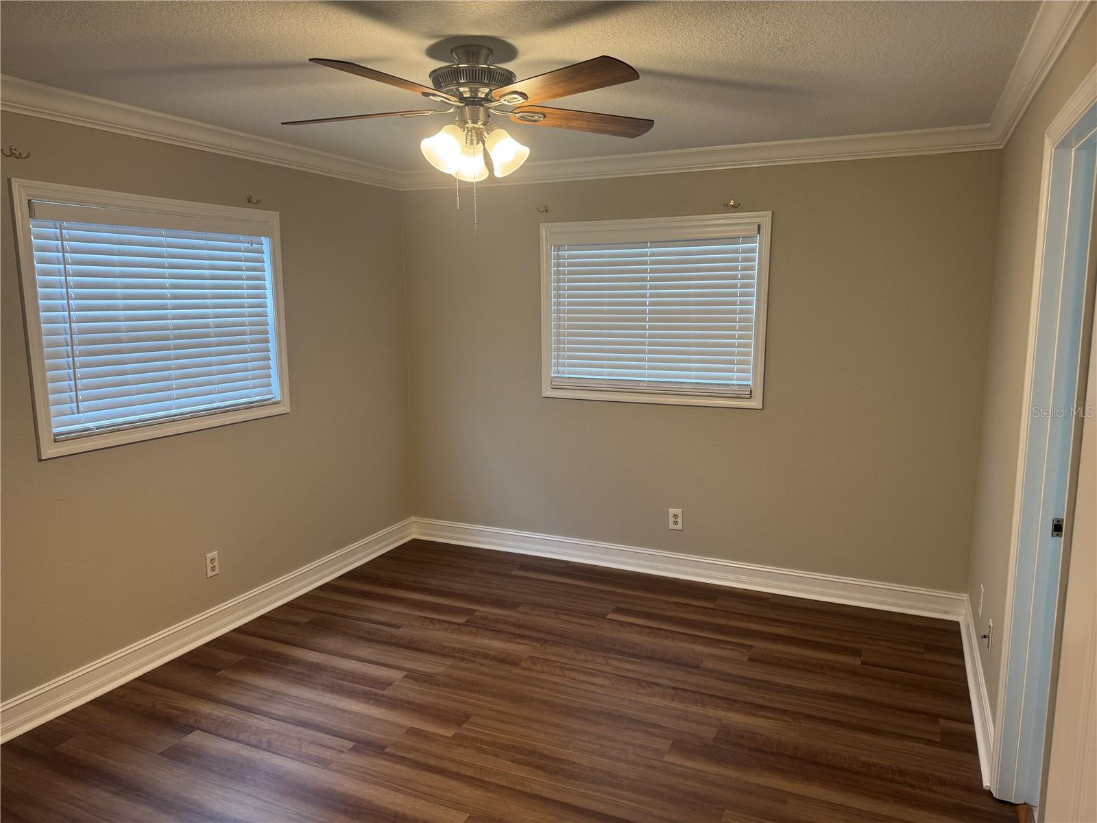 Image 8 of 13 For 8601 Rue Chateau Drive
