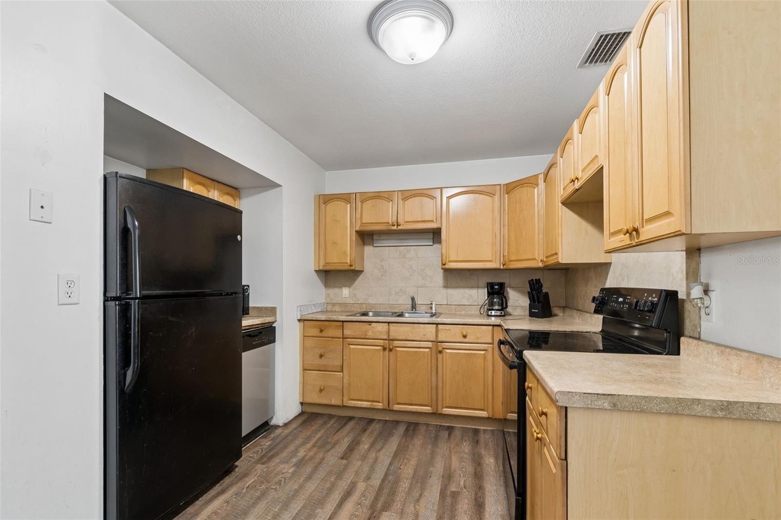 Image 15 of 62 For 3501 38th Street N