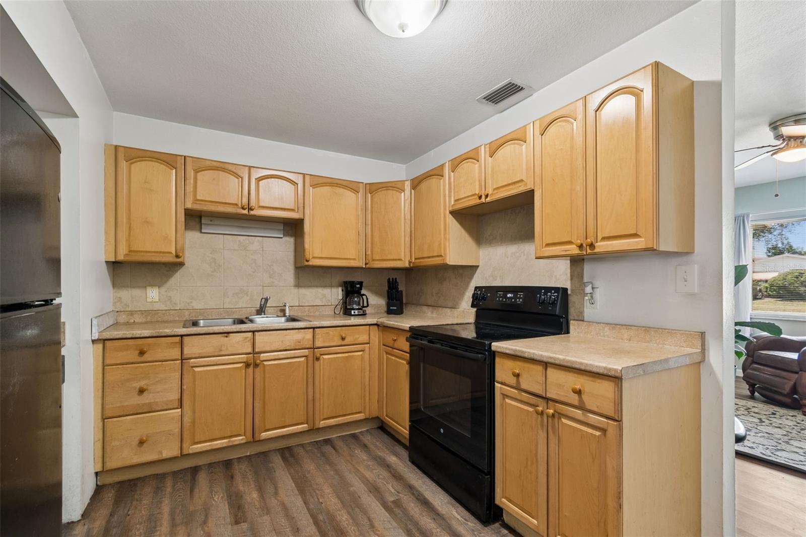 Image 16 of 62 For 3501 38th Street N