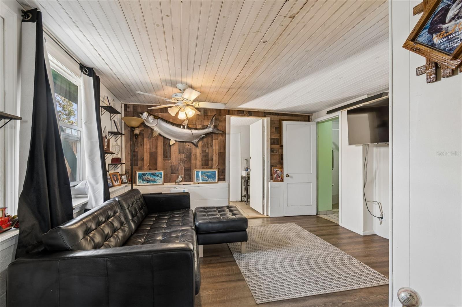 Image 19 of 62 For 3501 38th Street N