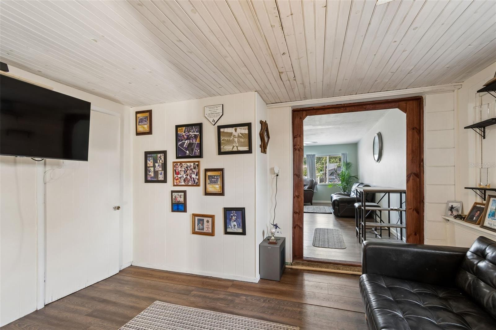 Image 22 of 62 For 3501 38th Street N