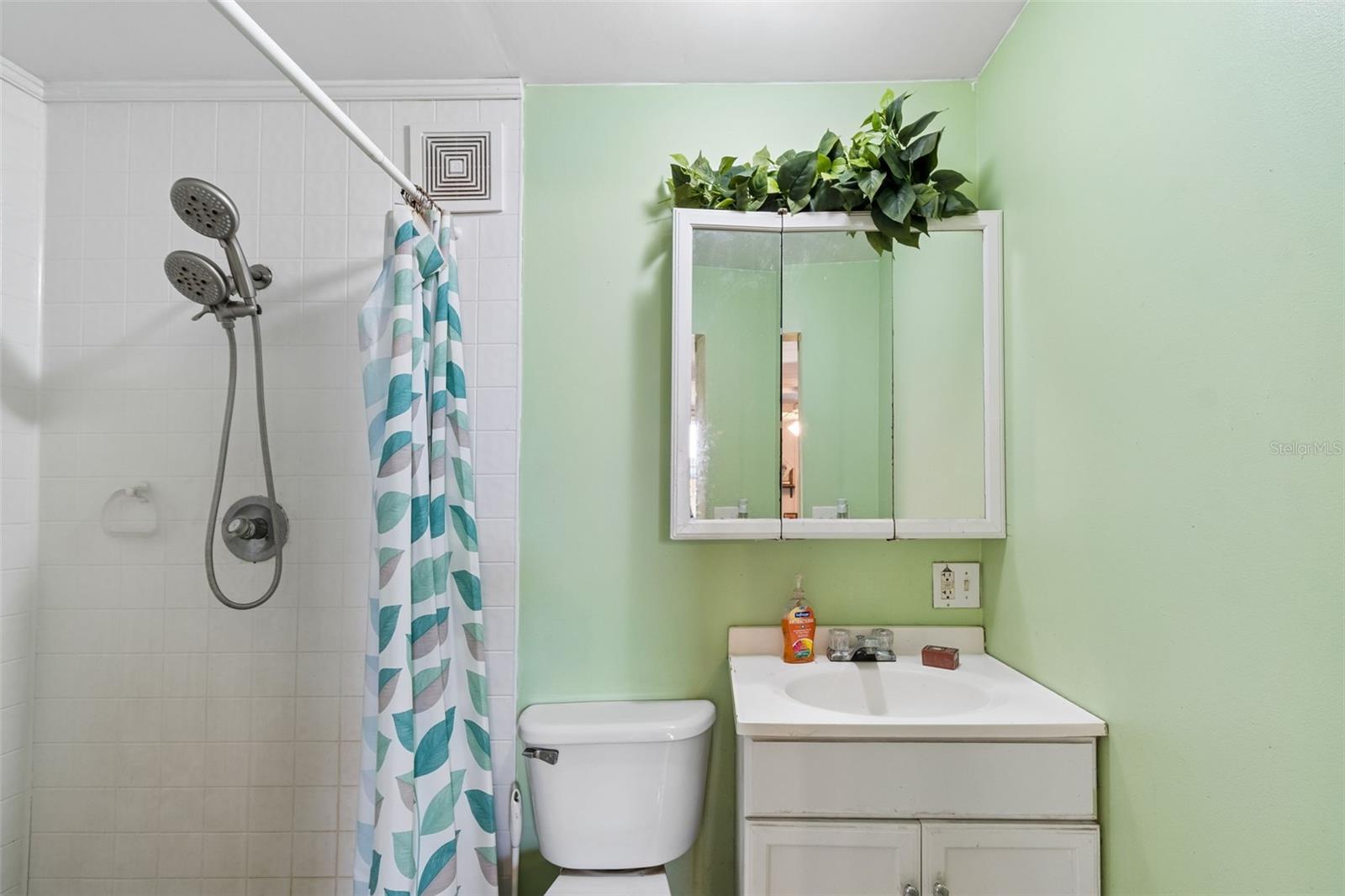 Image 23 of 62 For 3501 38th Street N