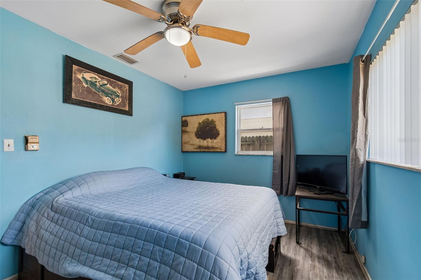 Image 31 of 62 For 3501 38th Street N