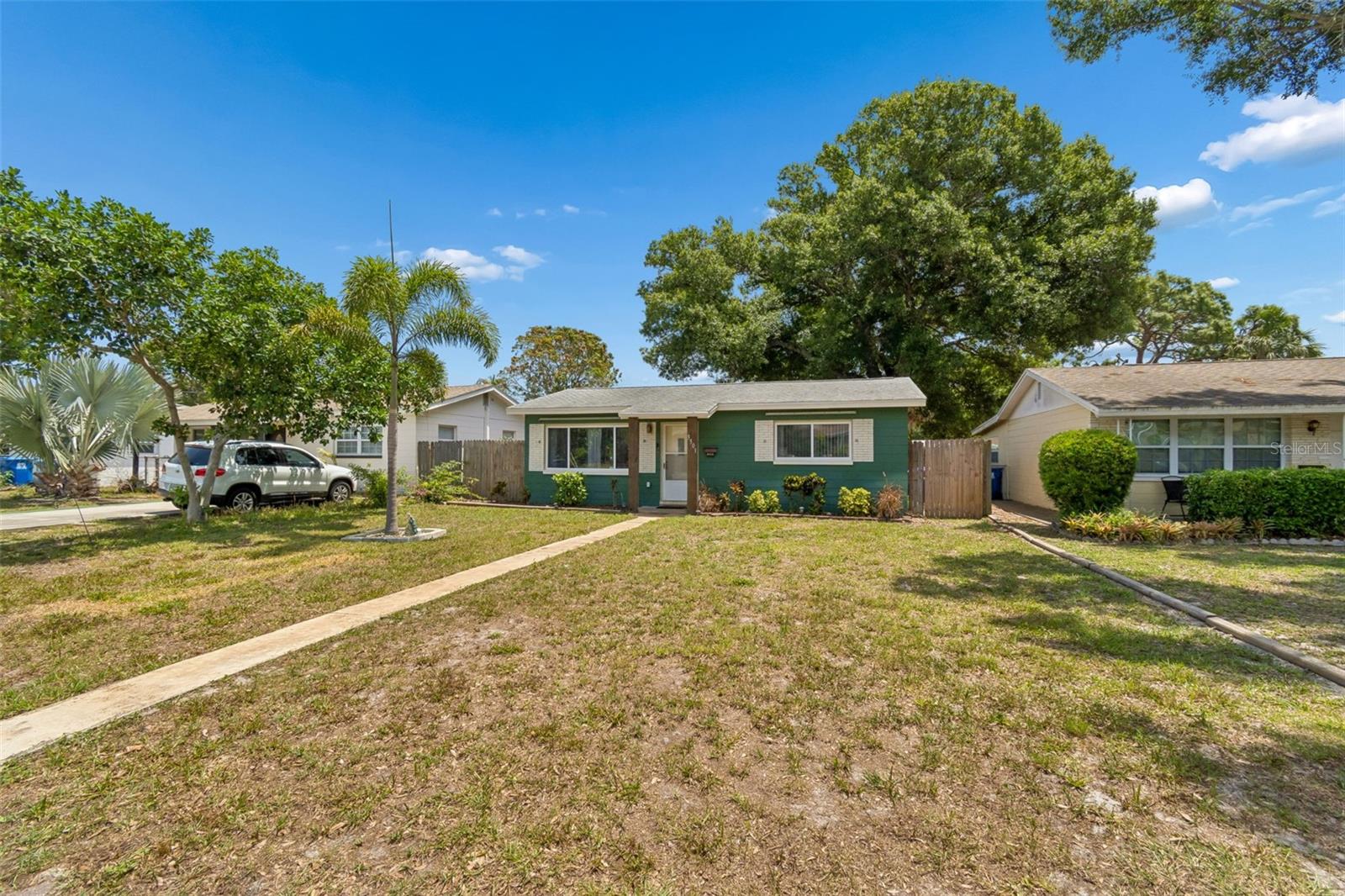 Image 4 of 62 For 3501 38th Street N