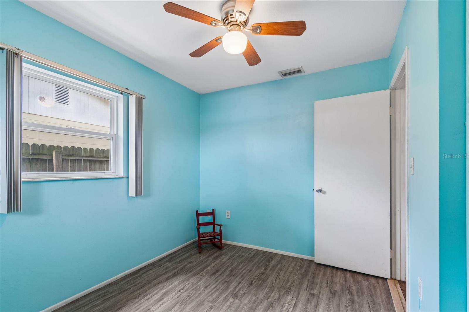 Image 40 of 62 For 3501 38th Street N
