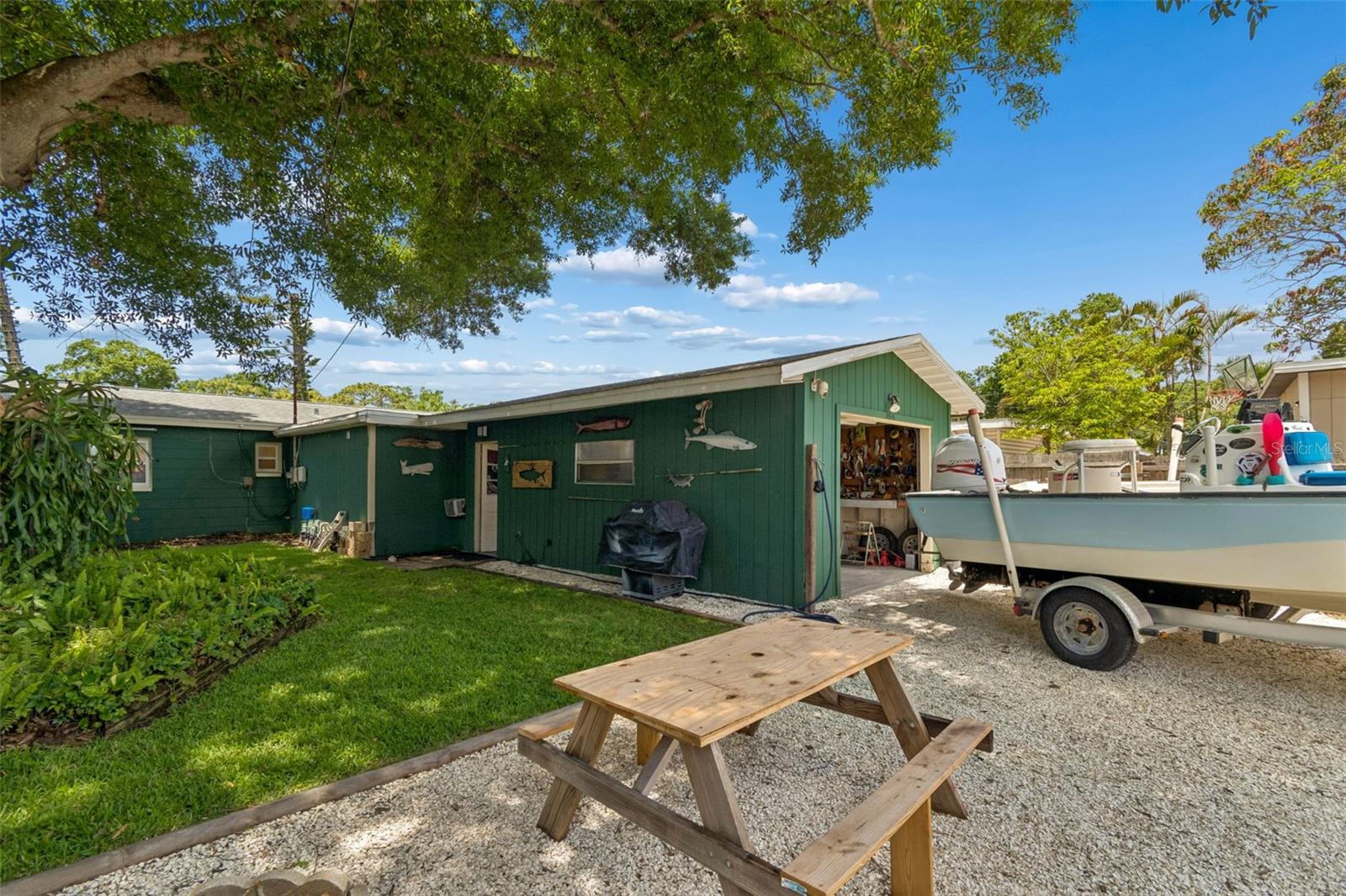 Image 46 of 62 For 3501 38th Street N