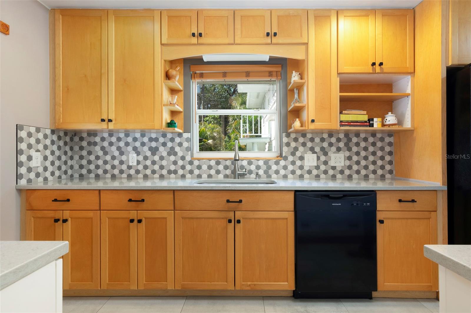 Image 12 of 45 For 3016 3rd Avenue N
