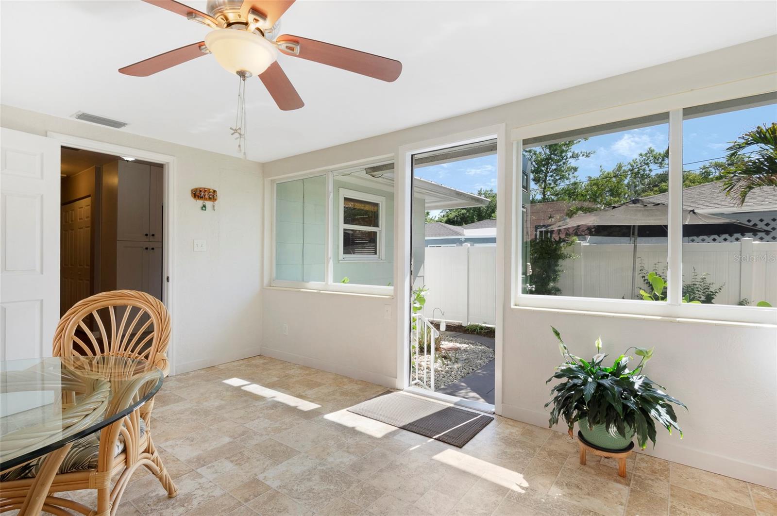 Image 16 of 45 For 3016 3rd Avenue N