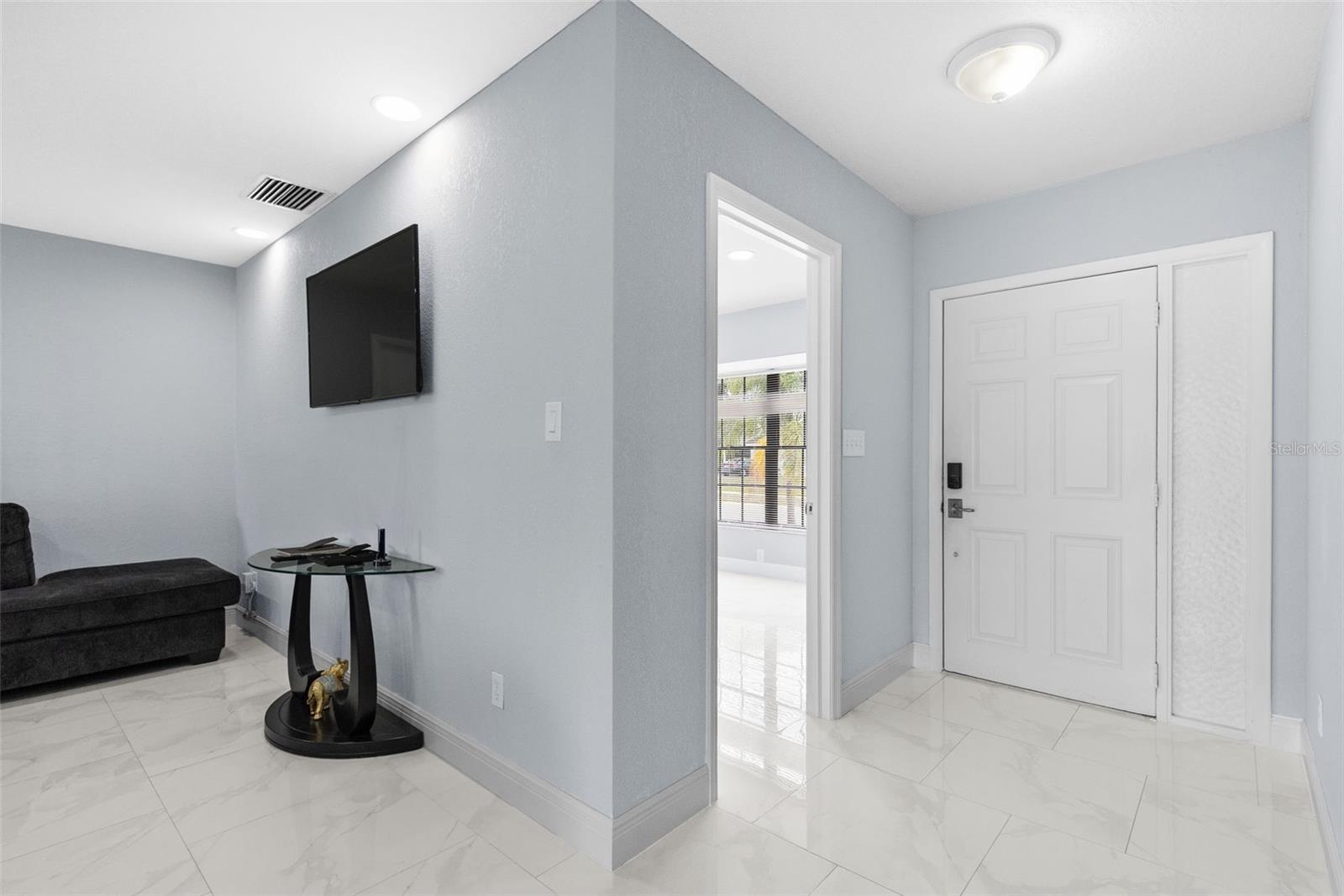 Image 12 of 54 For 2310 Knollwood Place
