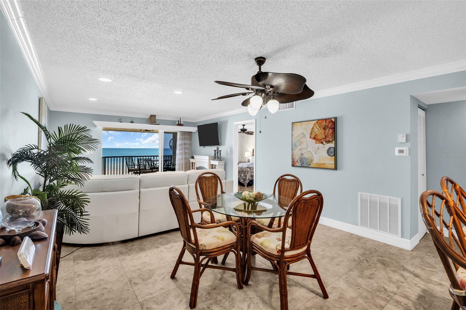 Image 13 of 47 For 3500 Gulf Boulevard 407b
