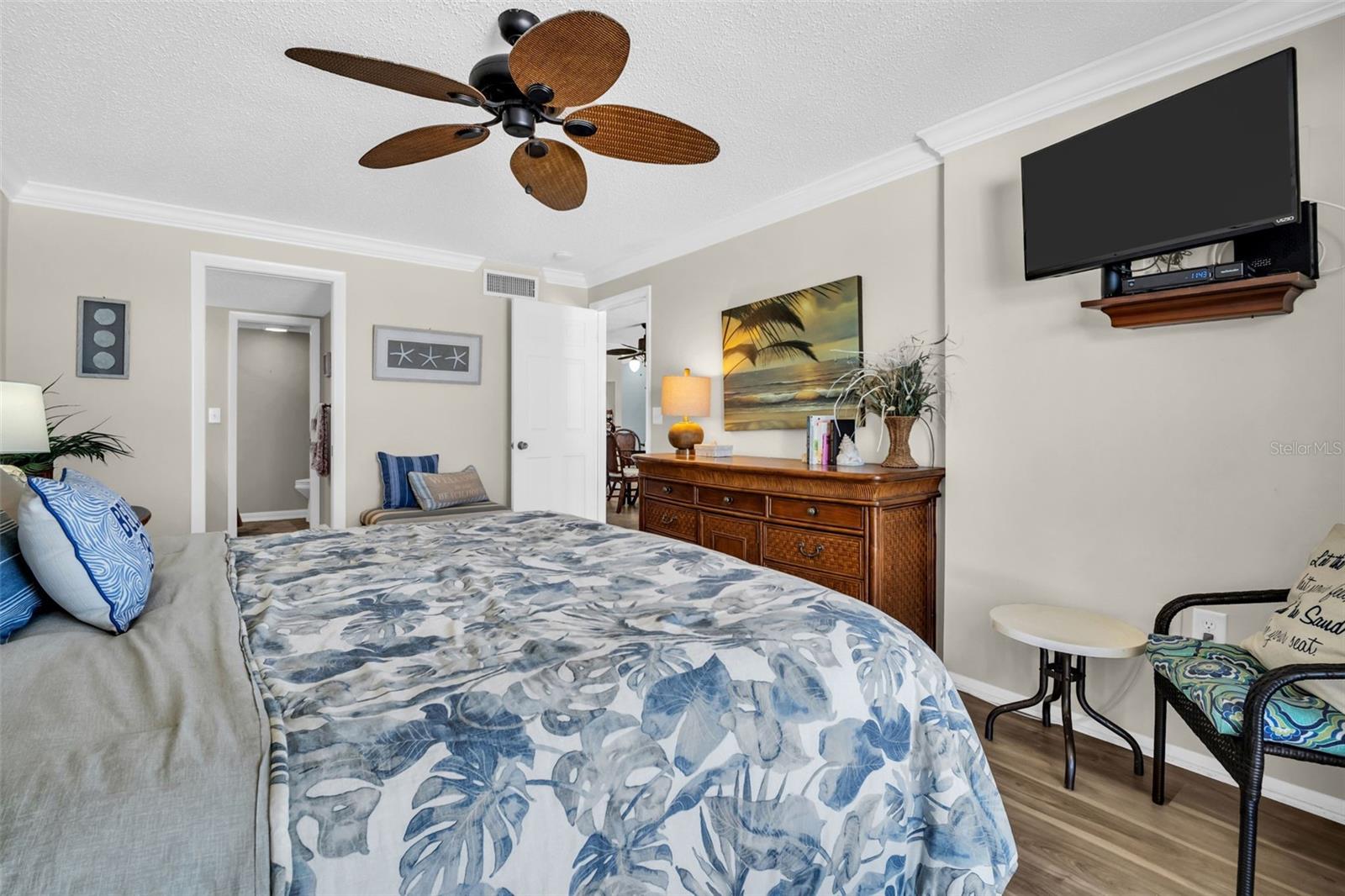 Image 22 of 47 For 3500 Gulf Boulevard 407b