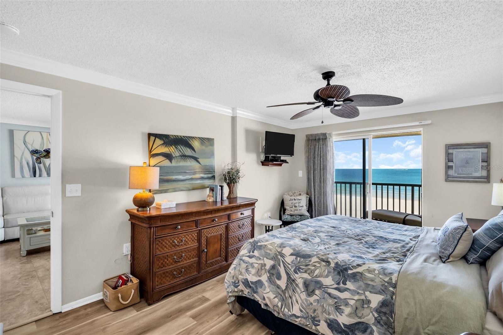 Image 24 of 47 For 3500 Gulf Boulevard 407b