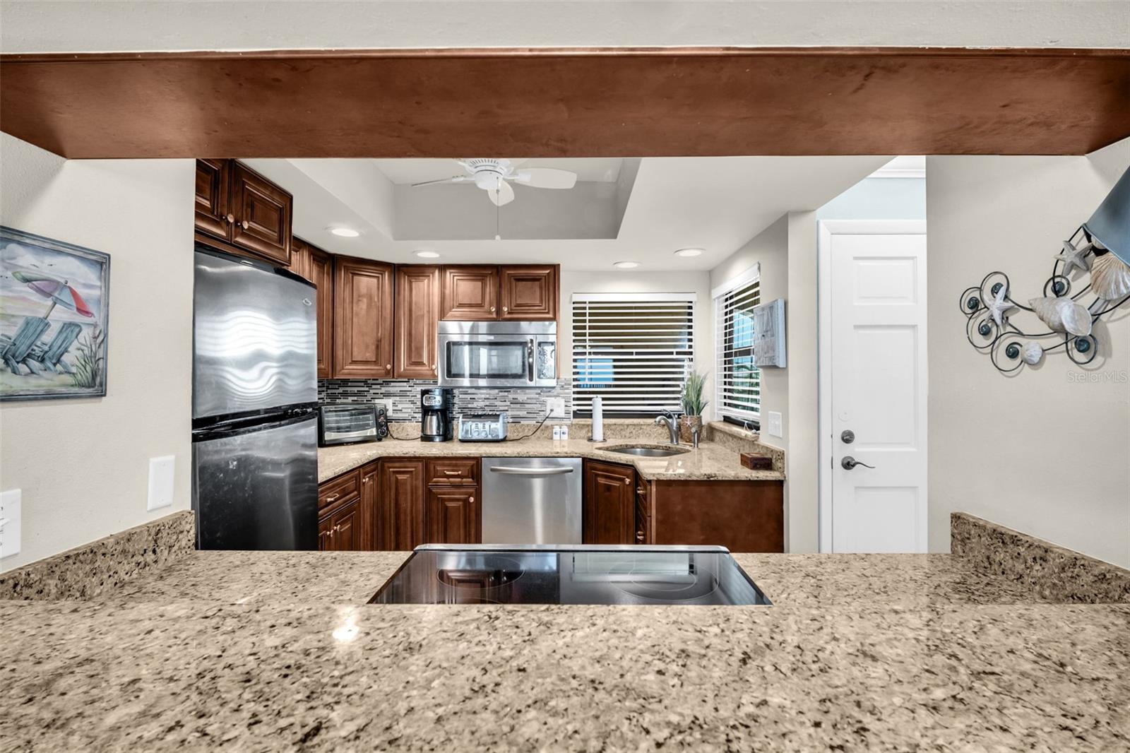Image 5 of 47 For 3500 Gulf Boulevard 407b