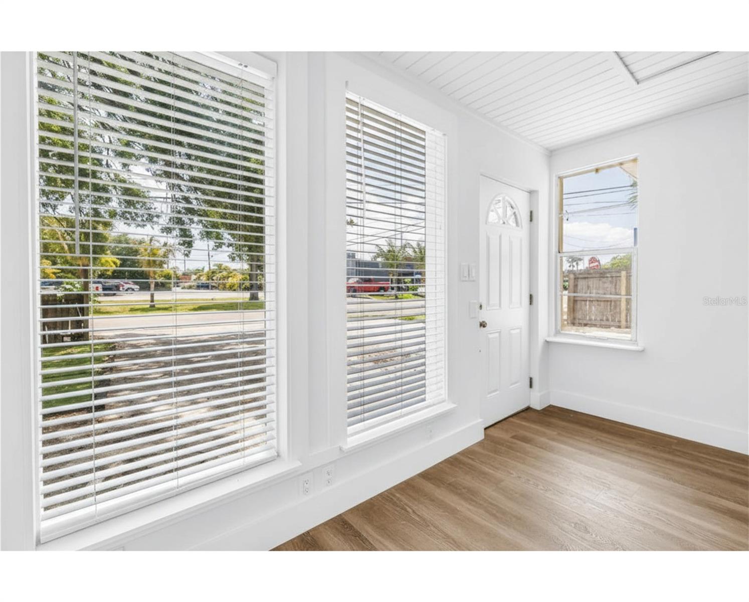 Image 2 of 62 For 110 Monroe Circle N 1