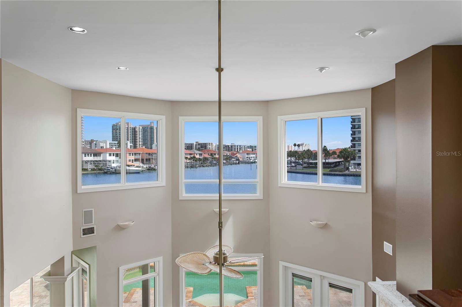 Image 30 of 64 For 215 Harrison Avenue