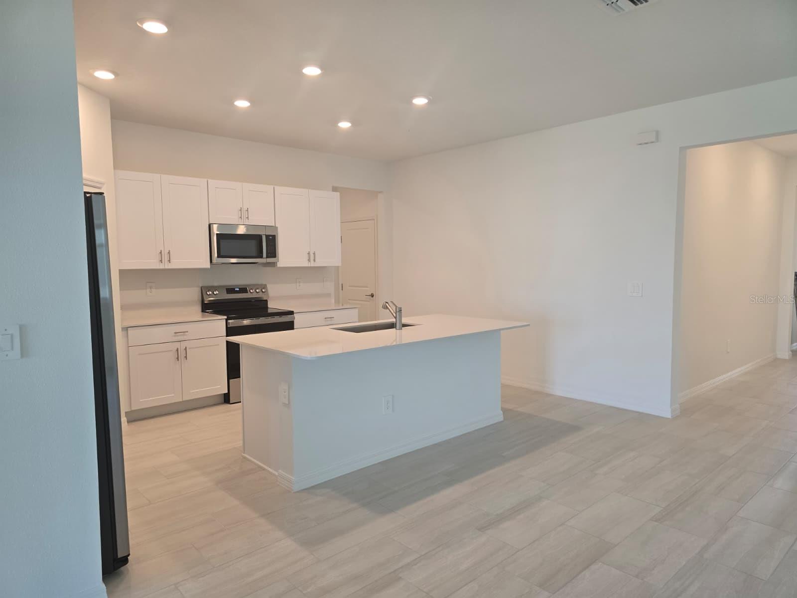 Image 20 of 53 For 9325 Scouter Bee Place