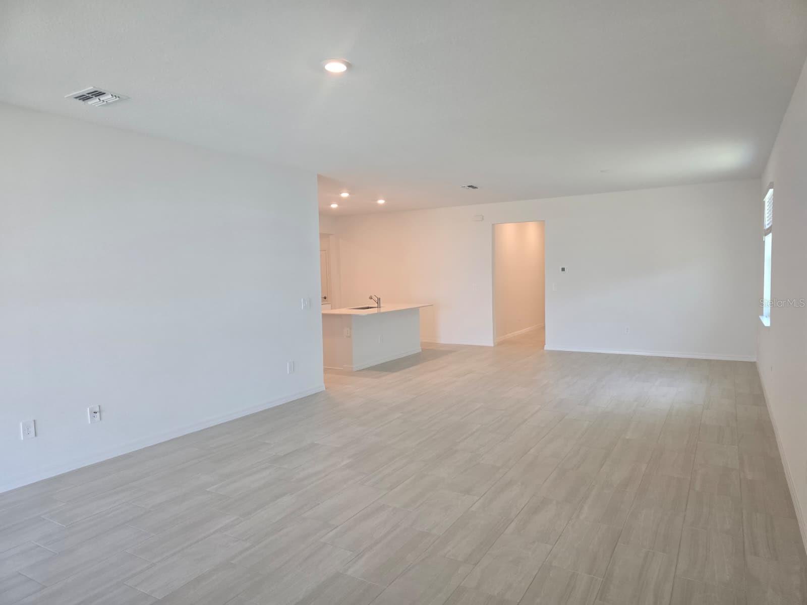 Image 21 of 53 For 9325 Scouter Bee Place