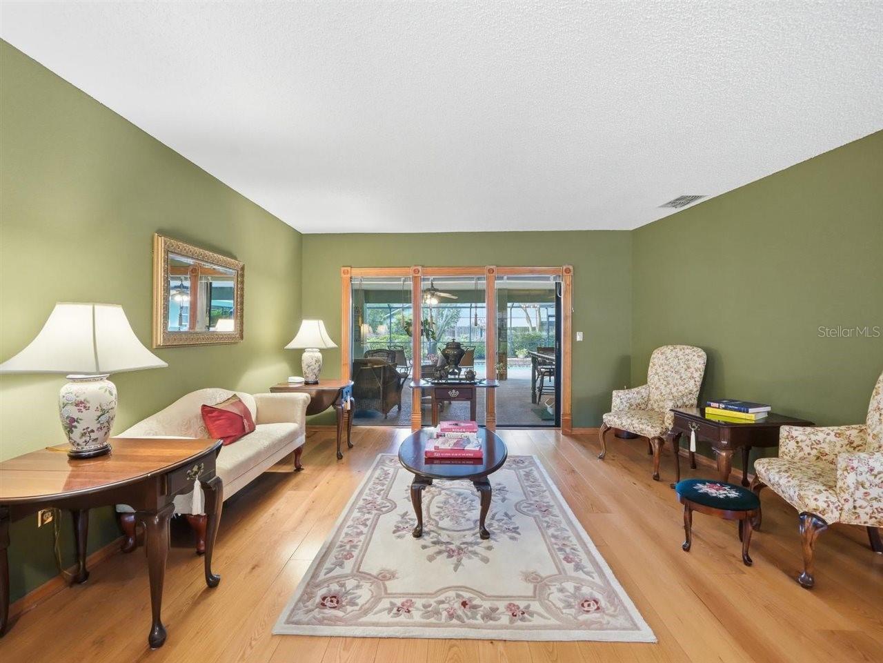 Image 13 of 87 For 5046 Barrowe Drive