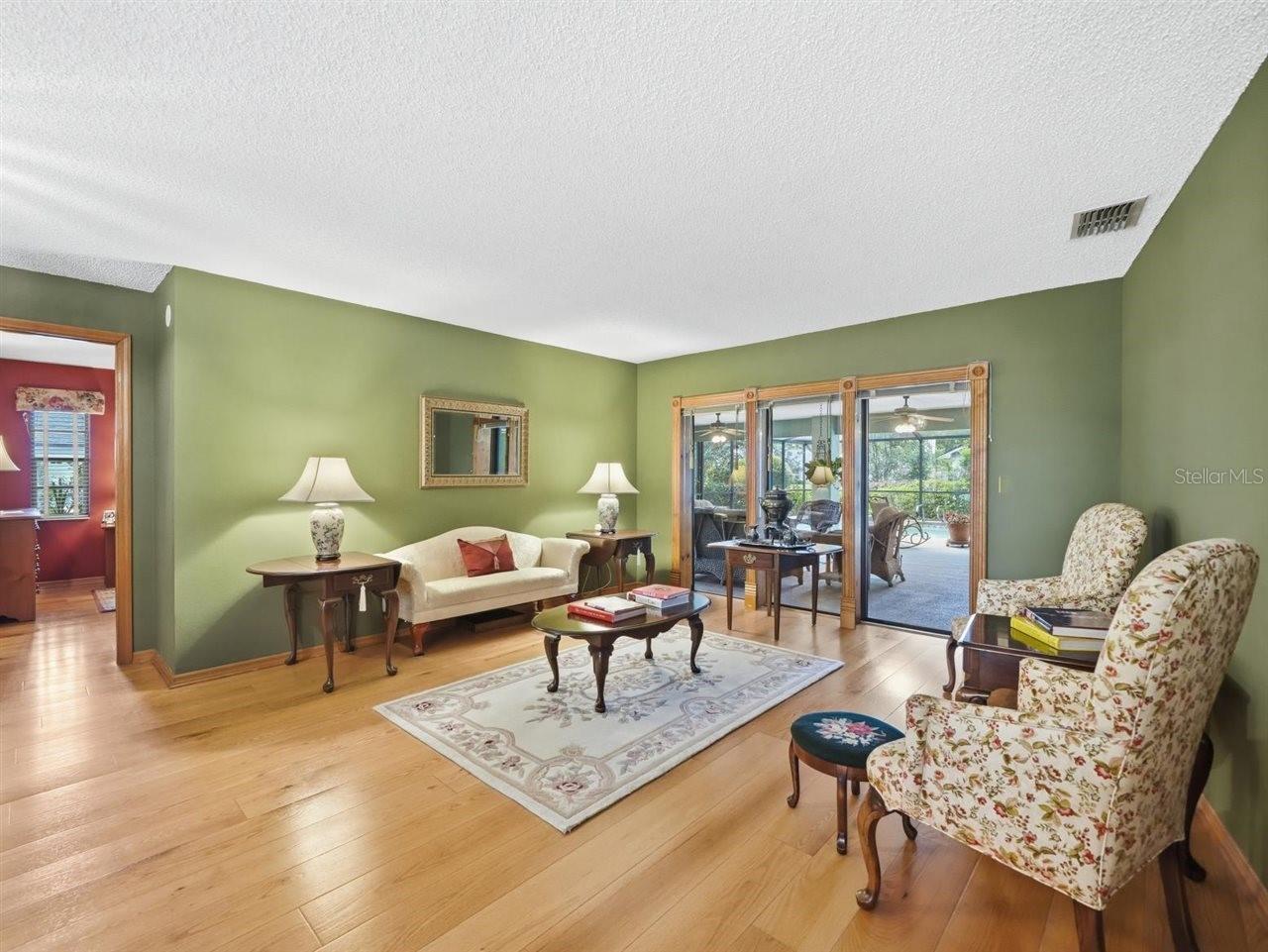Image 14 of 87 For 5046 Barrowe Drive